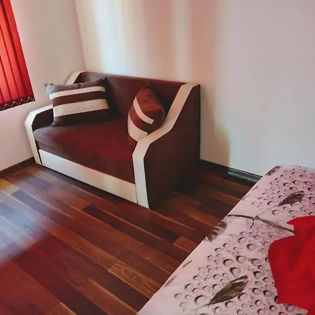 Apartmán ред хаус *